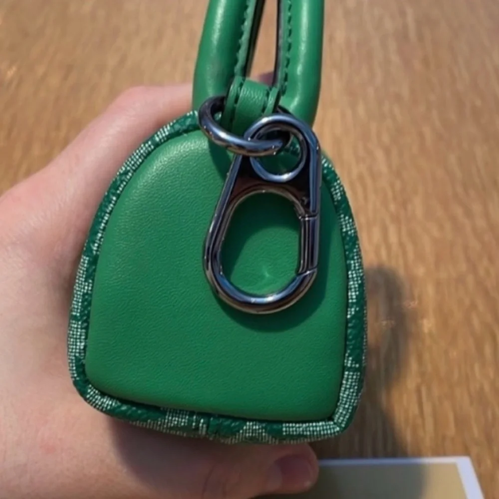 NWT Michael Kors Green Micro Duffle KeyFob - Picture 7 of 16